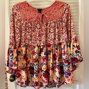 New Directions Floral Blouse - Coral Pink, Cream,blue. Peasant sleeves. Size xl.